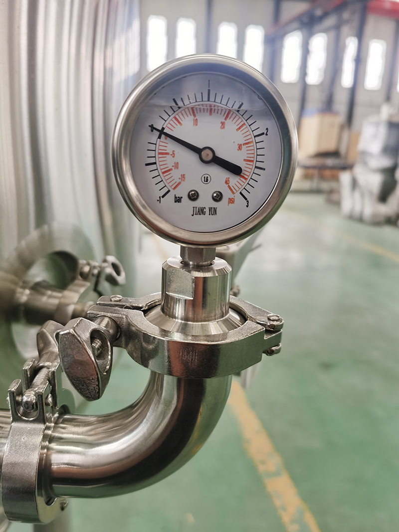 shock proof pressure gauge